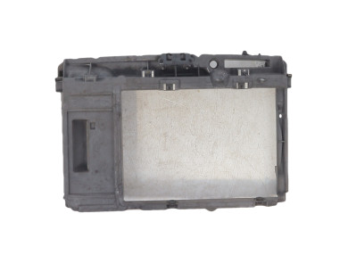 Face avant - Peugeot 2008 I PH.1 - Gris Clair - 9801492180 - E1-0427L