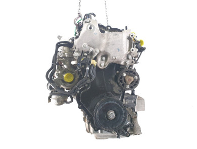 Engine used - Renault TRAFIC - R9M452