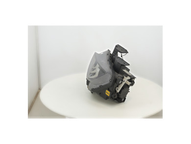 Left headlight used - Hyundai KONA - 92101J9600