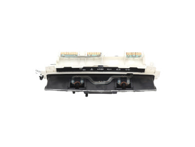 Odometer used - Peugeot 205 - 6113 SR
