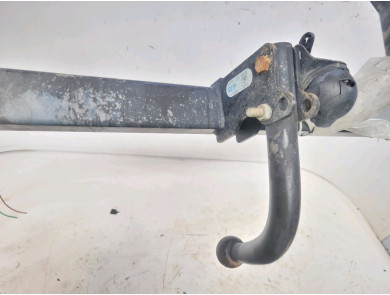 Hitch - Peugeot PARTNER FOURGON II PH.2 - Gris Clair - 044-881 - K1-0163P