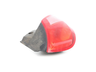 Feu arrière droit - Mitsubishi COLT VI PH.1 - MR957366 - T1-3117E