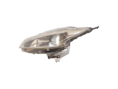 Left headlight used - Peugeot 208 - 1685352680