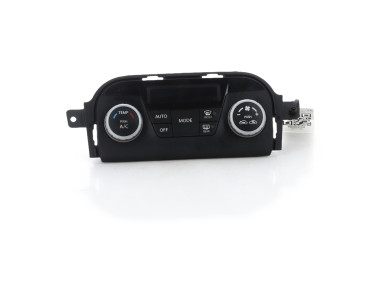 Heating control panel used - Suzuki SX4 - 74400-80J30-AYF