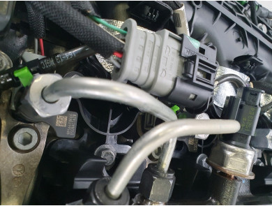 Engine type RH02 - Peugeot RCZ PH.2 - E1-8372F