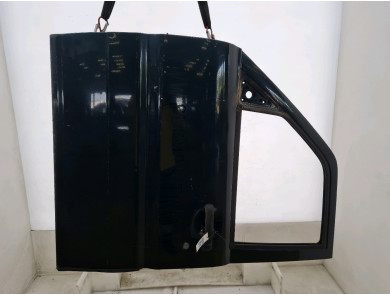 Left front door used - Mahindra GOA - GPA-26-0051936