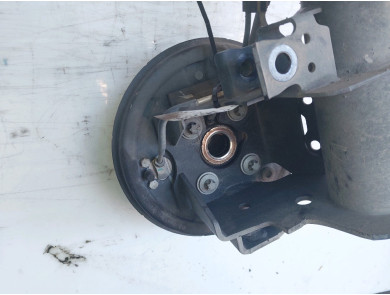 Rear axle - Renault TWINGO III PH.1 - 555012858R - Y1-7143Z
