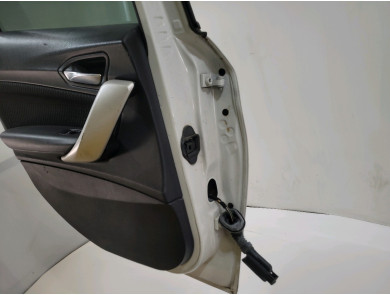 Rear left door - BMW SERIE 1 II PH.1 - Blanc - 41525A2A397 - P1-5660X