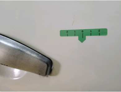 Right front door - Dacia SANDERO I - Blanc - 801006248R - Q1-4913N