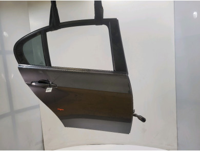 Right rear door