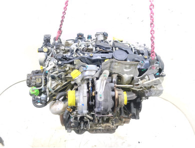 Engine type M9R817 - Renault LATITUDE - R0-8737H