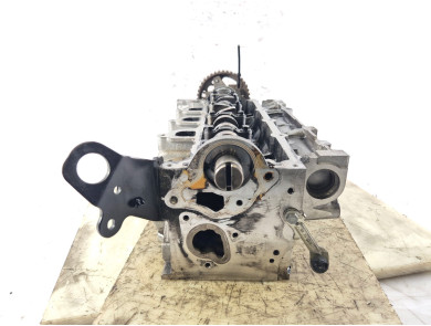 Cylinder head - Dacia SANDERO II PH.1 STEPWAY - 110413019R - G1-9678L