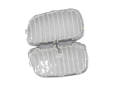 Calandre - BMW SERIE 1 II PH.1 - Noir - 51137262119 - J1-8015R
