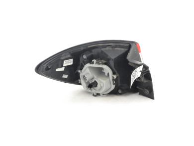 Feu arrière droit - Renault CAPTUR I PH.1 - 265509762R - R0-9420M