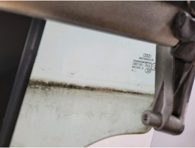 Right window-lift - Audi A3 II PH.1 - 8P0959802G - F0-3168J