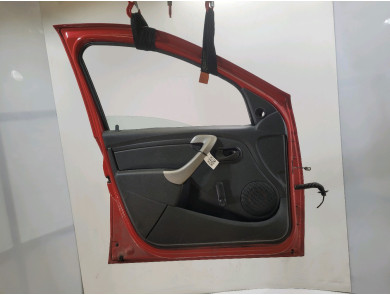 Porte avant gauche - Dacia SANDERO I - Rouge Fonce - 801011499R - B1-8581L