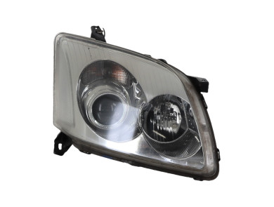 Phare avant droit occasion - Toyota AVENSIS - 8113005191