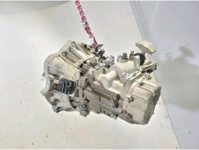 Gearbox used - Toyota COROLLA VERSO - 303000F010