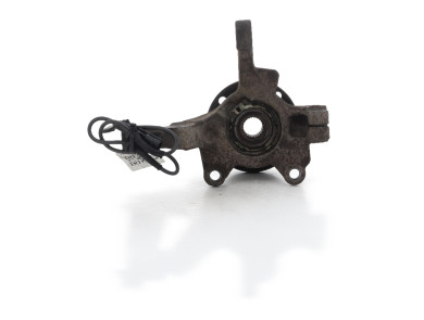 Right steering knuckle - Renault MODUS PH.1 - 8200345945 - Q1-6542Z