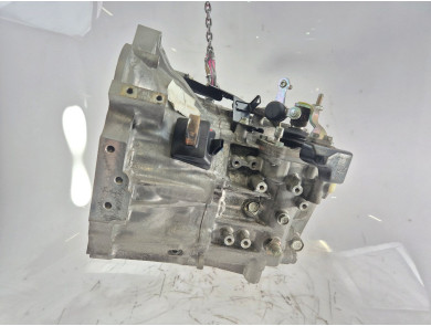 Boîte de vitesses type 3030012D10 - Toyota AURIS I PH.2 - V1-9990J