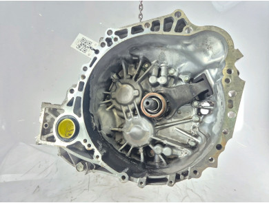 Boîte de vitesses type 3030012D10 - Toyota AURIS I PH.2 - V1-9990J