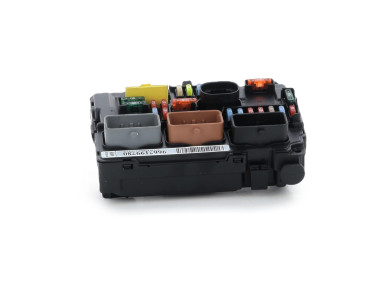 Boitier BSM - Citroen C3 II PH.1 - 9667199780 - E0-9489S