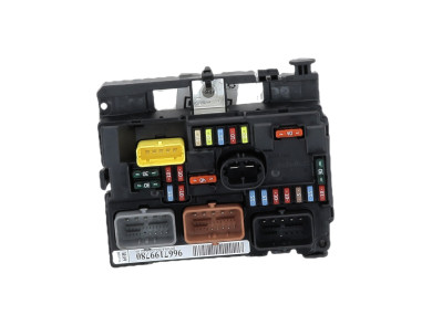Boitier BSM - Citroen C3 II PH.1 - 9667199780 - E0-9489S