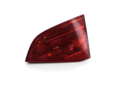 Right hatchback boot light used - Audi A4 AVANT - 8K9945094