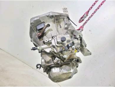 Gearbox type 55247477 - Fiat PUNTO III - P0-1897F
