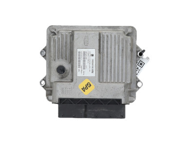 Calculateur moteur - Opel COMBO C PH.2 - 55566390 - U0-2410I