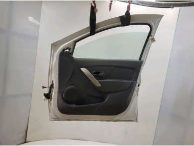 Right front door - Dacia SANDERO II PH.1 - Blanc - 801008681R - M1-5674E