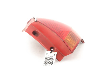 Feu arrière droit - KIA VENGA PH.1 - 924021P000 - E0-8820M