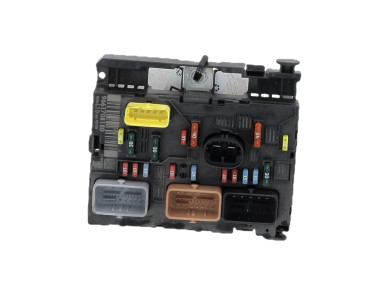 BSM - Peugeot 207 - 9661708180 - H1-9784N