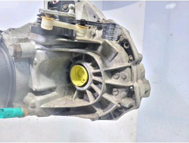 Gearbox type JR5332 - Renault CLIO ESTATE IV PH.1 - J0-6869B