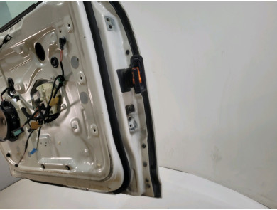 Left front door - Volkswagen GOLF PLUS PH.2 - Blanc - 5M0831301P - N1-7513G