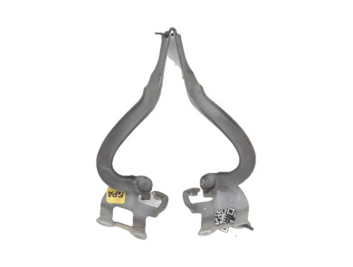 Hood hinges
