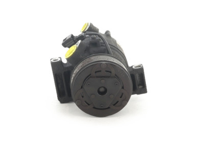 A/C Compressor - Renault TWINGO III PH.1 - 926002090R - M0-9395L