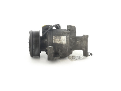 Compresseur de climatisation - Renault TWINGO III PH.1 - 926002090R - M0-9395L