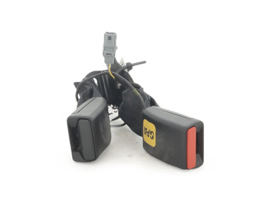 Attache ceinture sécurité arrière gauche occasion - Dacia DUSTER - 888432859R
