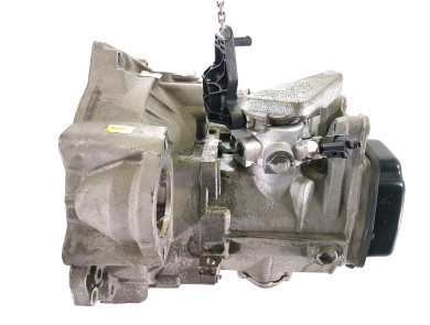 Gearbox used - Volkswagen POLO - MZL