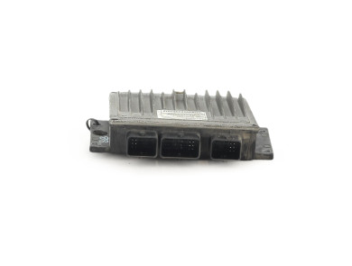 Engine calculator used - Renault CLIO - 8200911560