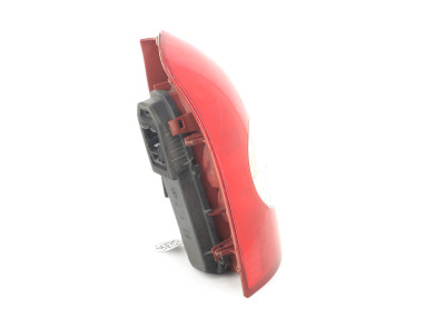 Feu arrière droit - Renault CLIO CAMPUS II PH.1 - 8200917487 - P1-2263S