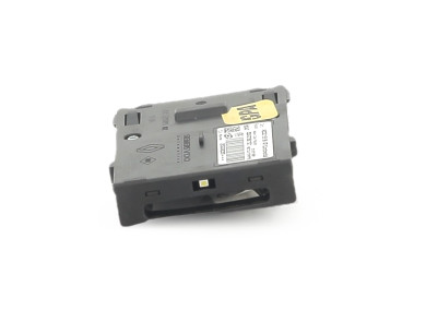 Lecteur de carte - Renault MEGANE COUPE III PH.1 - 285909828R - I1-2772W