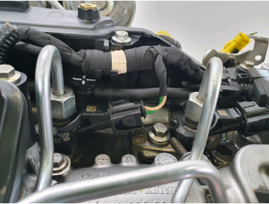 Engine type M9R808 - Renault LAGUNA III PH.1 - Y1-1373C