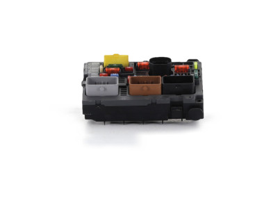 Boitier BSM - Peugeot 3008 I PH.2 - 9675877980 - X1-6840T