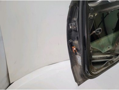 Porte arrière droite - Volkswagen PASSAT SW V - Noir - 3C9833056D - X1-0446Z