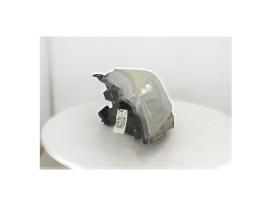Left headlight - Toyota YARIS III PH.1 - 811700D450 - X1-2834H