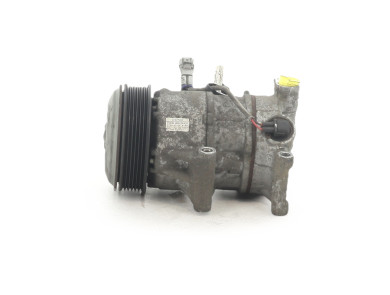 Compresseur de climatisation - Toyota YARIS III PH.1 - 883100D410 - M0-8495E