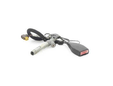 Attache ceinture sécurité avant gauche occasion - Renault TRAFIC - 8200696566