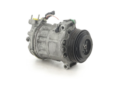 A/C Compressor - Jaguar XJ V - C2D56290 - V0-1130J